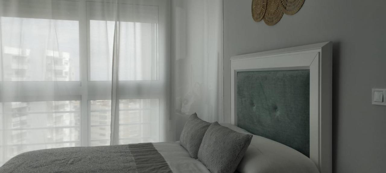 Brisa Marina 2 Apartment Benalmadena Bagian luar foto